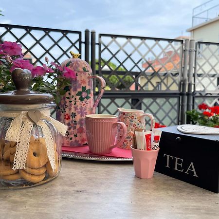 Hotel Liana Rimini Dış mekan fotoğraf